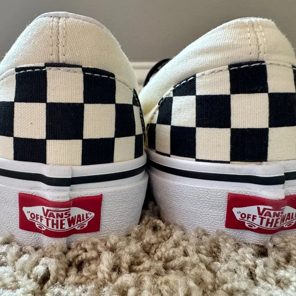 Vans Classic Slip-On Checkerboard Wide Shoe. Womens 10.5, Mens 9 NWT. - Picture 4 of 6